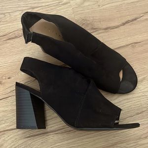 Open toe black booties